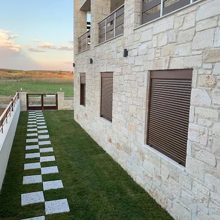 Delejo & Apartmán Flogita