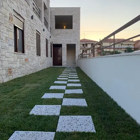 Apartment Delejo &