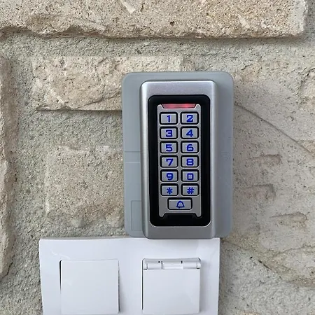 Apartmán Delejo & *