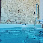 Delejo & Διαμέρισμα *