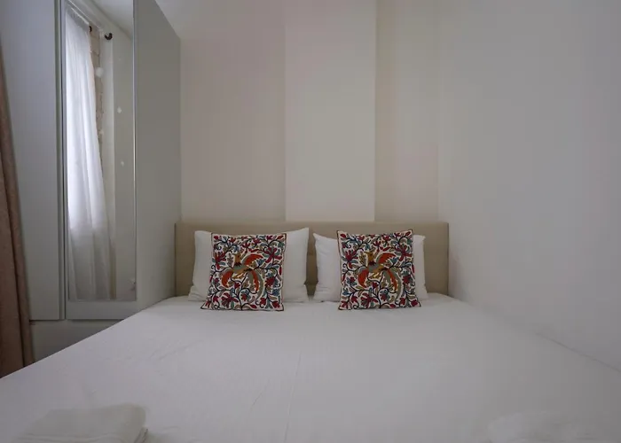 Delejo Resorts&suites * Flogita